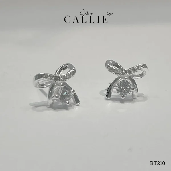 BT210 - BÔNG TAI BẠC CALLIE SILVER NƠ ĐÁ TRÁI TIM