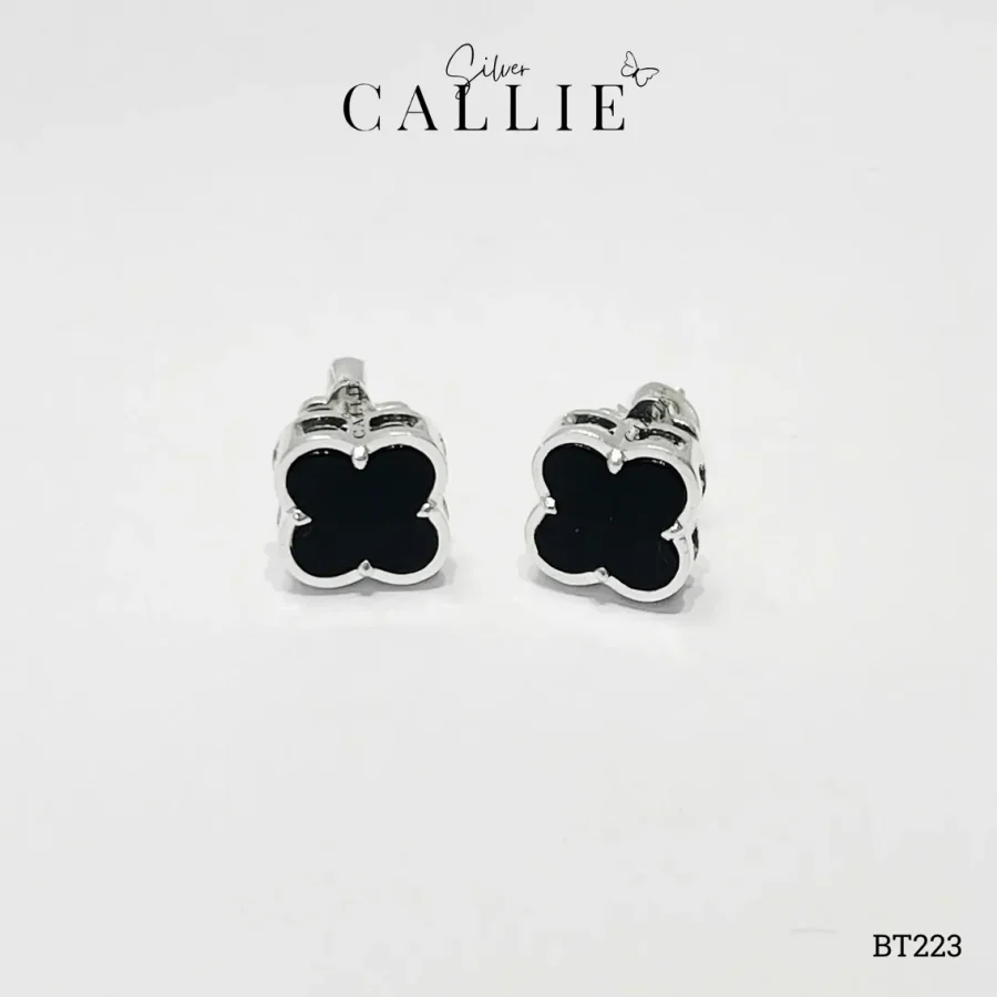BT223 - Bông tai bạc Callie Silver cỏ 4 lá đen 9li đuôi vặn