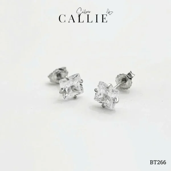 BT266 - Bông tai bạc Callie Silver đá vuông 6li xi kim