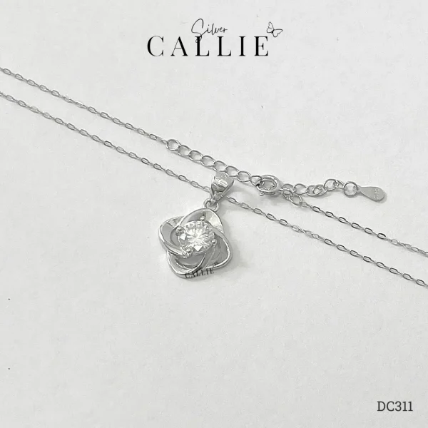 DC311 - Dây chuyền bạc Callie Silver cỏ 4 lá viên chủ moissanite