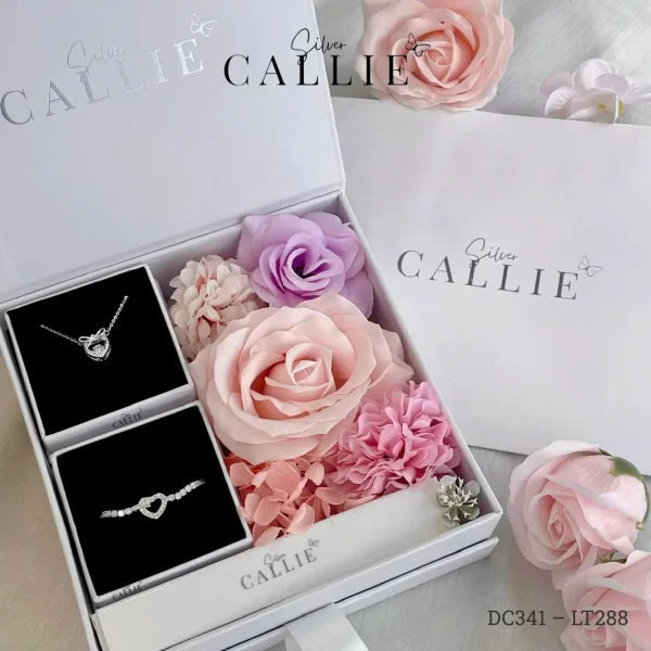 Bộ Quà Tặng Trang Sức Bạc Callie Silver Trái Tim Kèm Hộp Hoa