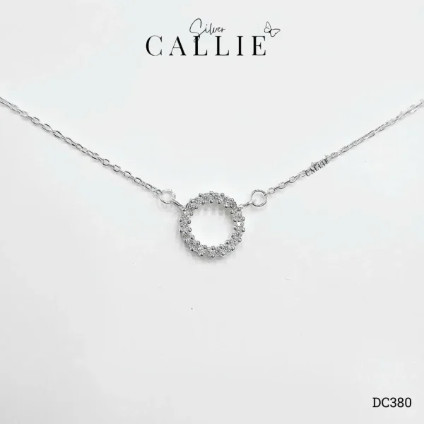 DC380 - Dây chuyền Callie Silver mặt tròn đính đá