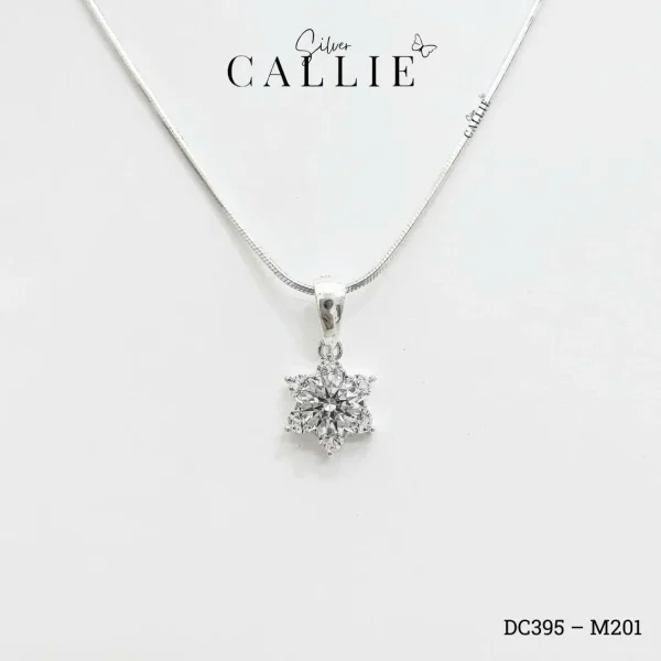 DC395 - M201: Dây chuyền bạc Callie Silver ngôi sao đá