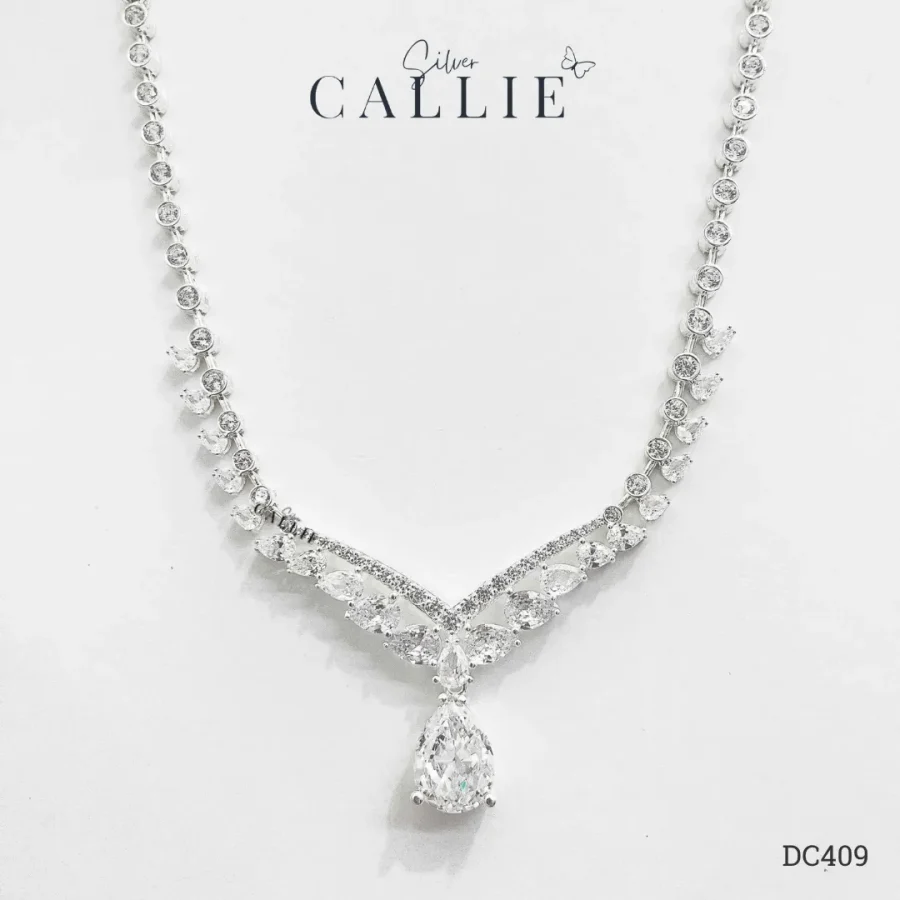 DC409 - Dây Chuyền Bạc Callie Silver Cô Dâu Bezel Pear Drop