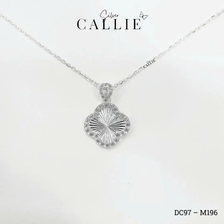 DC97 - M196: Dây chuyền bạc Callie Silver cỏ 4 lá móc máy đính đá viền