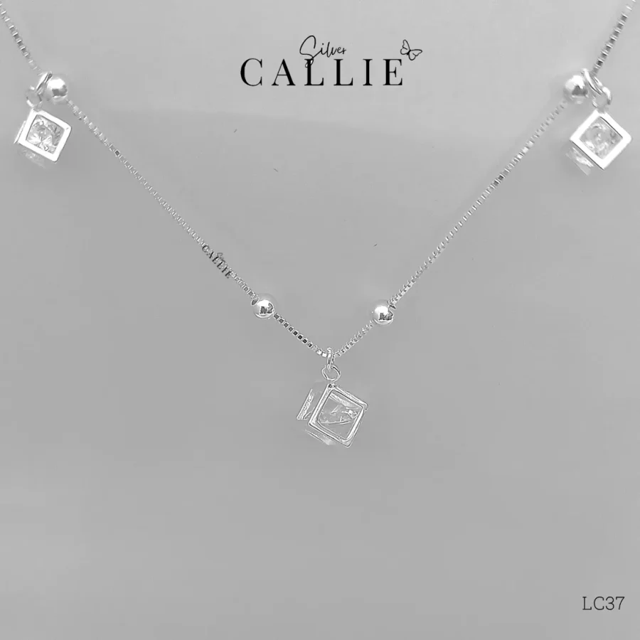 LC37 - Lắc chân bạc Callie Silver xí ngầu