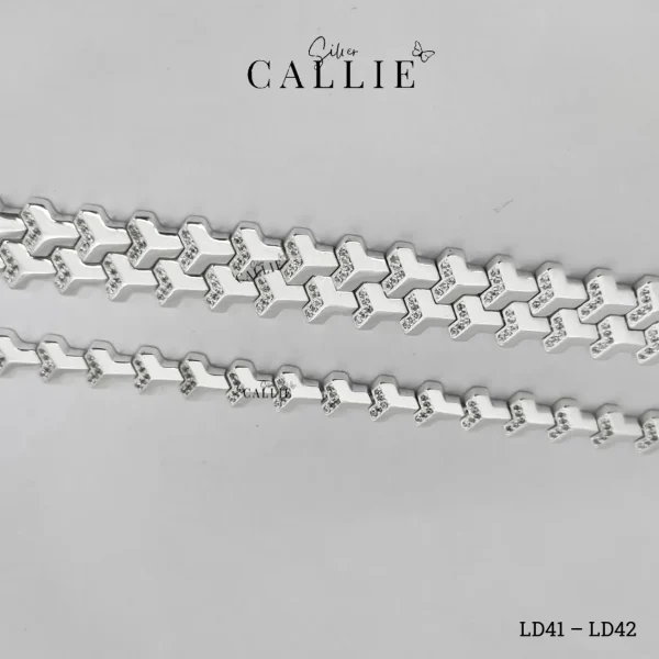 LD41 - LD42: Lắc Đôi Bạc Thiết Kế Callie Silver Hình Khối Tam Giác Đính Đá
