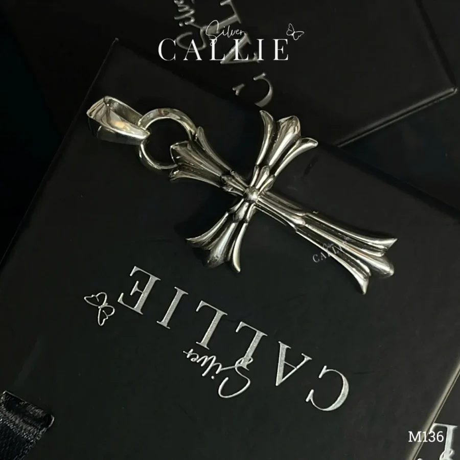 M136 - Mặt dây chuyền bạc Callie Silver Thánh Giá