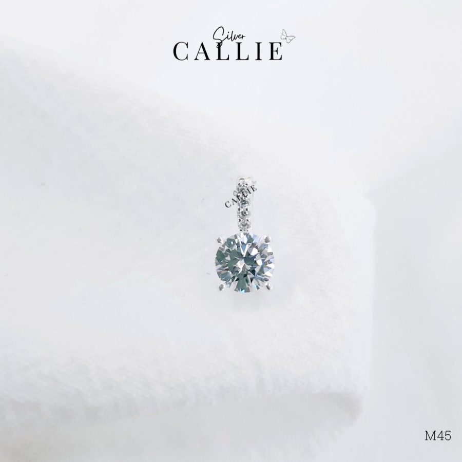 M45 - Mặt dây chuyền bạc Callie Silver đính đá
