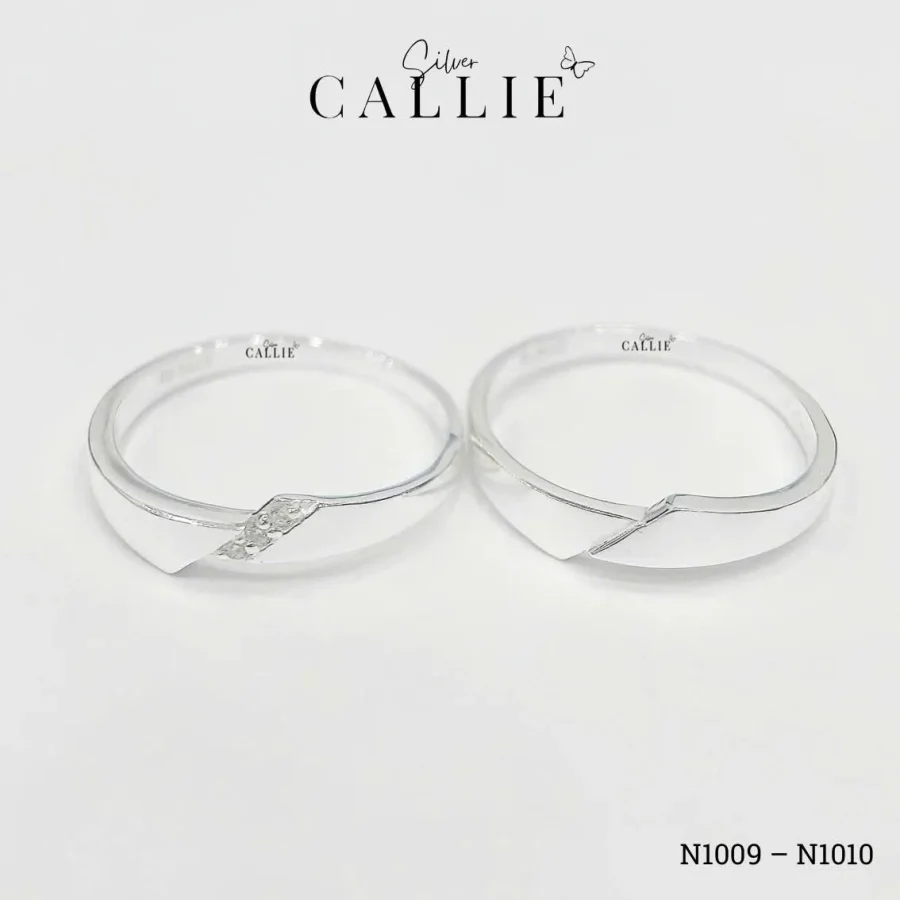 N1009 - N1010: Nhẫn bạc Callie Silver mặt chéo giao hàng đá Mois