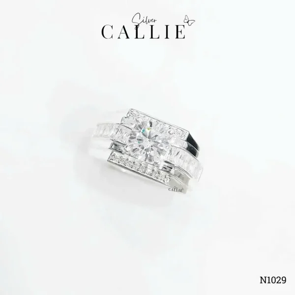 N1029 - Nhẫn bạc Callie Silver đai bản lớn khảm baguette viên chủ 7li5