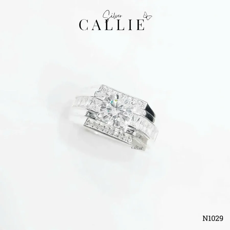 N1029 - Nhẫn bạc Callie Silver đai bản lớn khảm baguette viên chủ 7li5