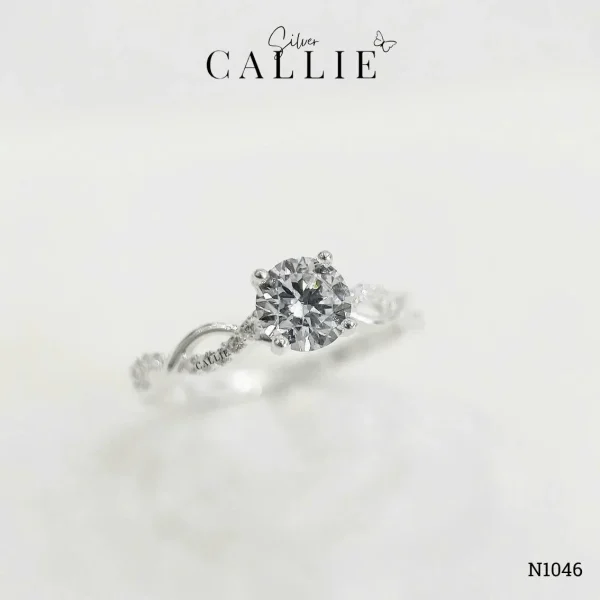 N1046 - Nhẫn bạc Callie Silver đai gợn sóng 1 viên chủ
