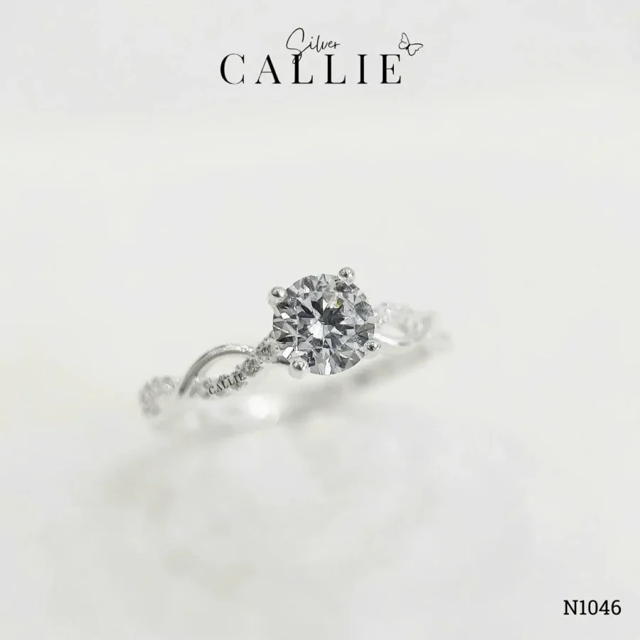 N1046 - Nhẫn bạc Callie Silver đai gợn sóng 1 viên chủ