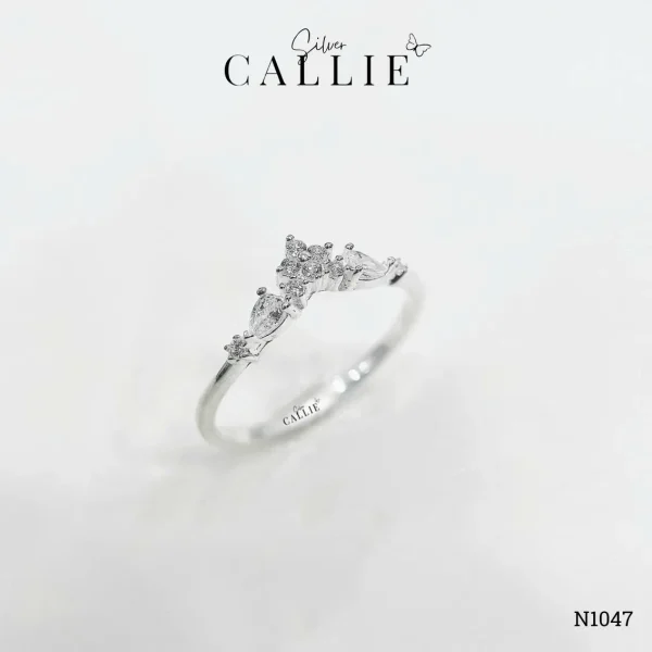 N1047 - Nhẫn bạc Callie Silver vương miện đính đá