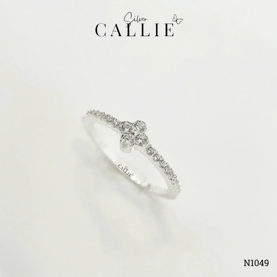 N1049 - Nhẫn bạc Callie Silver cỏ 4 lá đính đá