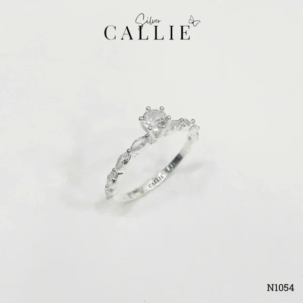 N1054 - Nhẫn Bạc Callie Silver Viên Chủ 4li5 Tấm Marquise