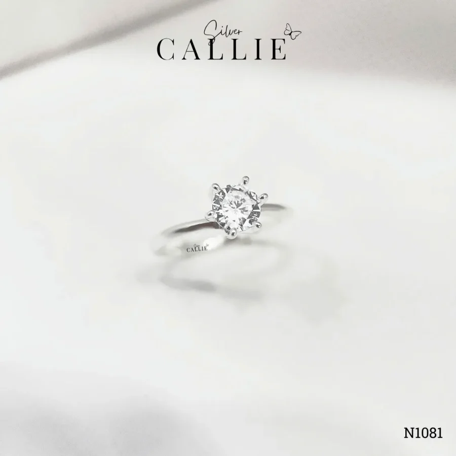 N1081 - Nhẫn bạc Callie Silver 1 viên chủ hai cạnh đính đá