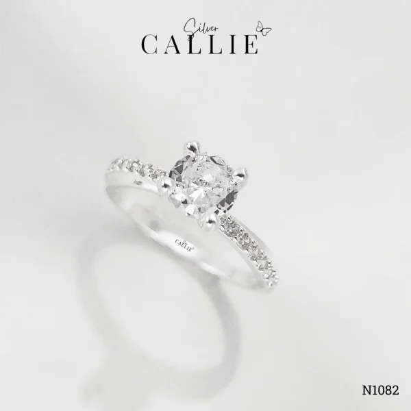 N1082 - Nhẫn bạc Callie Silver 1 viên chủ hai bên đính đá chéo