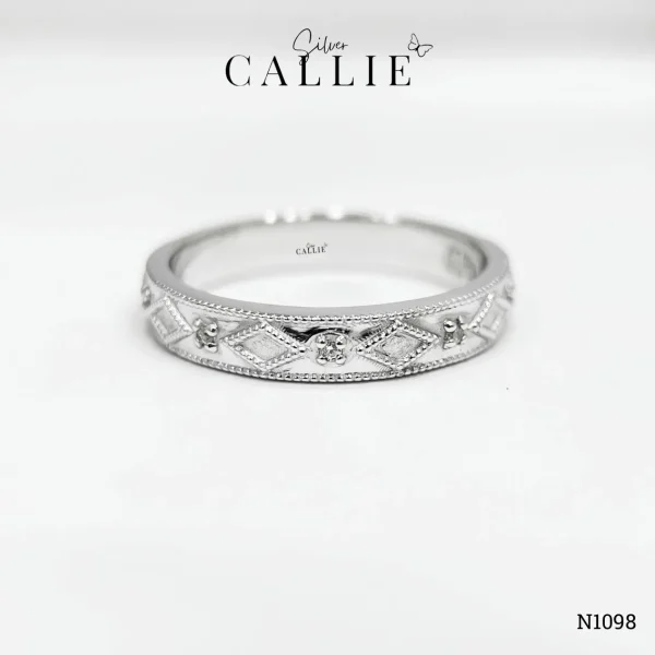 N1098 - Nhẫn Bạc Thiết Kế Callie Silver Hình Thoi Xen Kẽ Đá