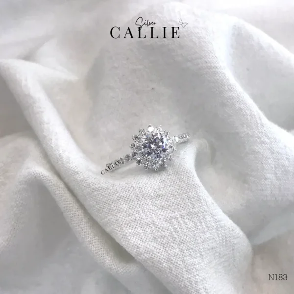 N183 - Nhẫn bạc Callie Silver đế bông tuyết viên chủ