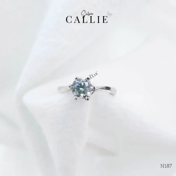 N187 - Nhẫn bạc Callie Silver 1 viên chủ