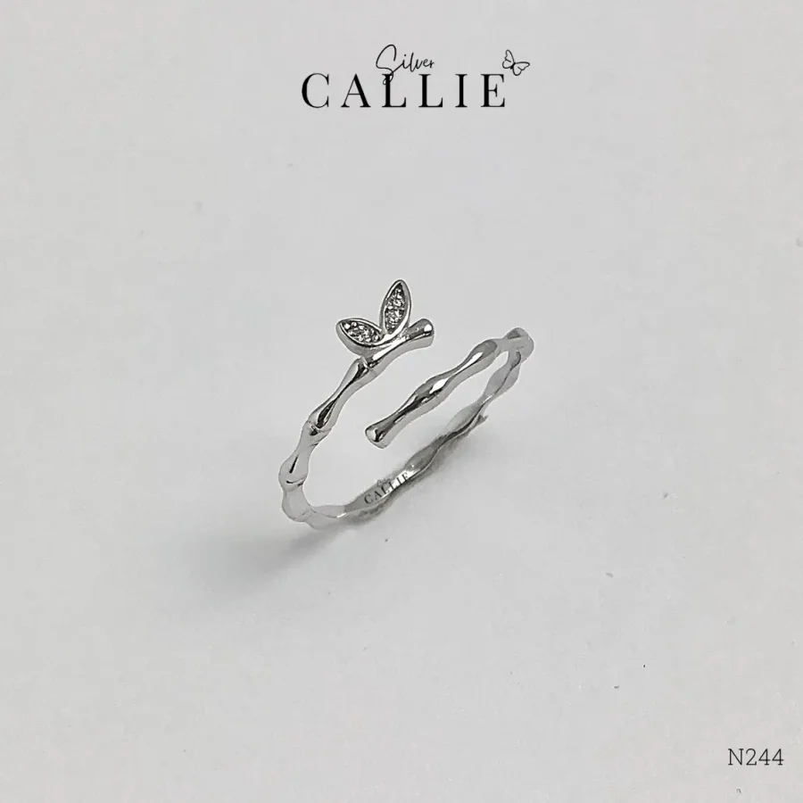 N244 - Nhẫn bạc Callie Silver nhành cây và bướm nhỏ