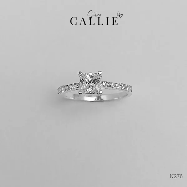 N276 - Nhẫn bạc Callie Silver viên chủ đá vuông đính đá hai bên