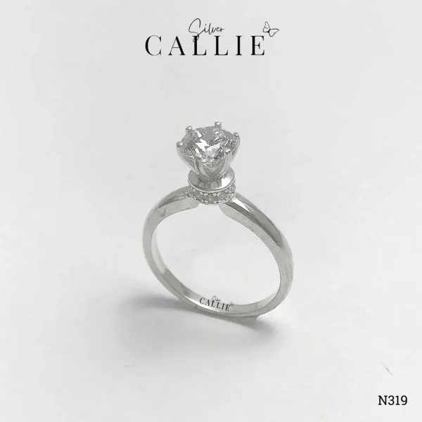 N319 - Nhẫn bạc Callie Silver 1 viên chủ đế tròn
