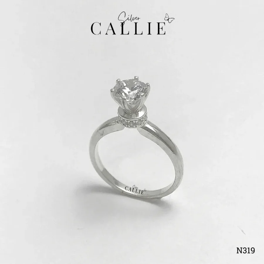 N319 - Nhẫn bạc Callie Silver 1 viên chủ đế tròn