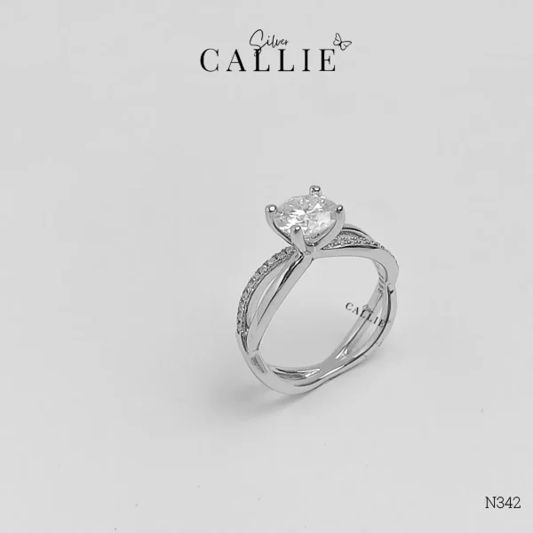 N342 - NHẪN BẠC CALLIE SILVER XOẮN ĐÁ MOISSANITE