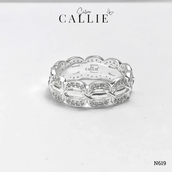 N619 - Nhẫn bạc thiết kế Callie Silver hình oval đính đá đan xen