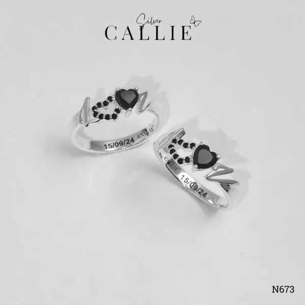 N673 - Nhẫn Bạc Thiết Kế Callie Silver Tên Kèm Đá Trái Tim