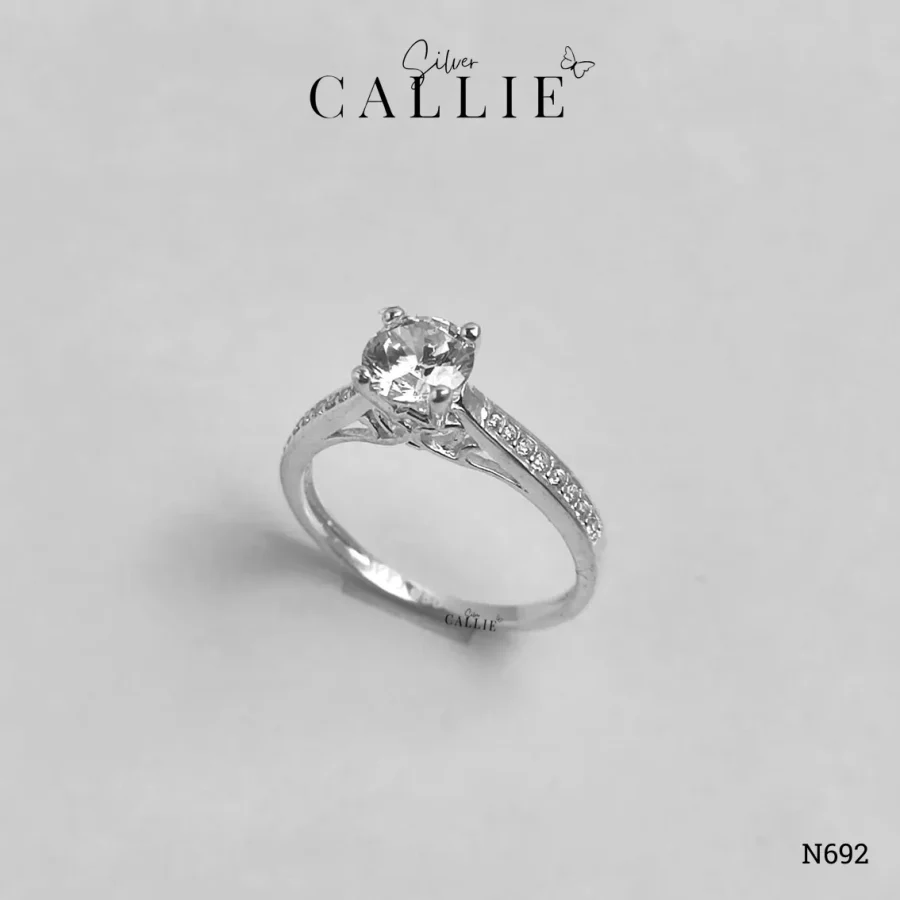 N692 - Nhẫn bạc Callie Silver 1 viên chủ đính đá 2 bên