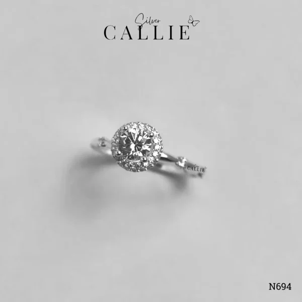 N694 - Nhẫn bạc Callie Silver 1 viên chủ kiểu công chúa