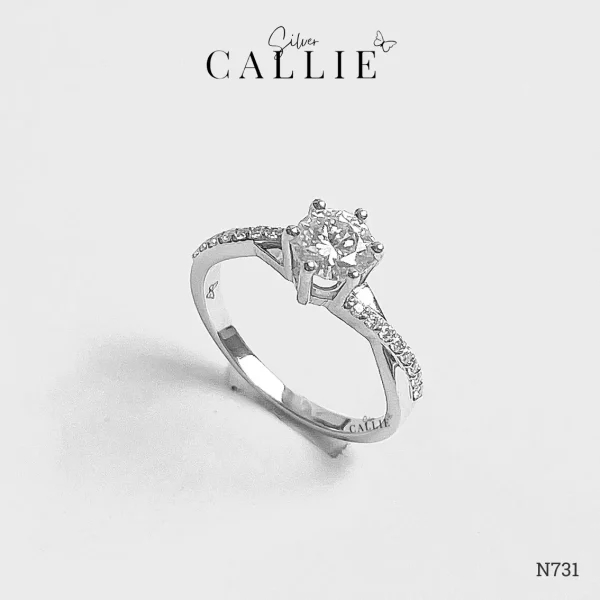 N731 - Nhẫn Bạc Thiết Kế Callie Silver 1 Hàng Đá Xoắn