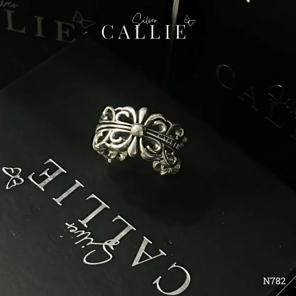 N782 - Nhẫn bạc Callie Silver nam hoạ tiết