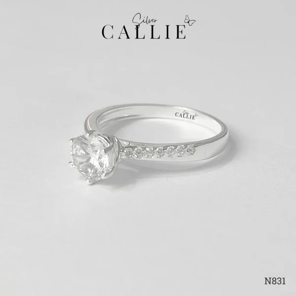 N831 - Nhẫn bạc Callie Silver 1 viên chủ đế xoắn