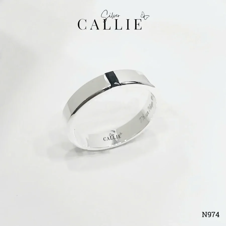 N974 - Nhẫn Bạc Thiết Kế Callie Silver 1 Viên Chủ Chữ Nhật 2x4