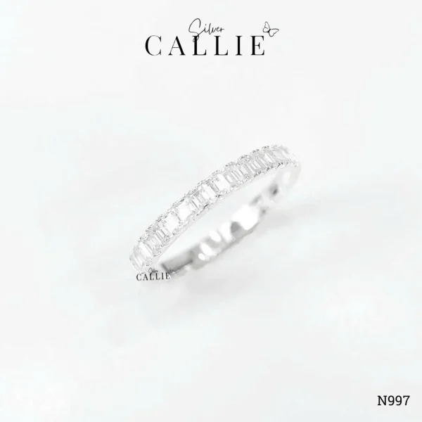 N997 - Nhẫn bạc Callie Silver full đá baguette nửa vòng