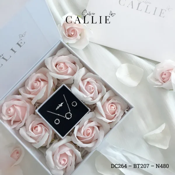 Set 15: Bộ Quà Tặng Thiết Kế Callie Silver Vòng Nguyệt Quế