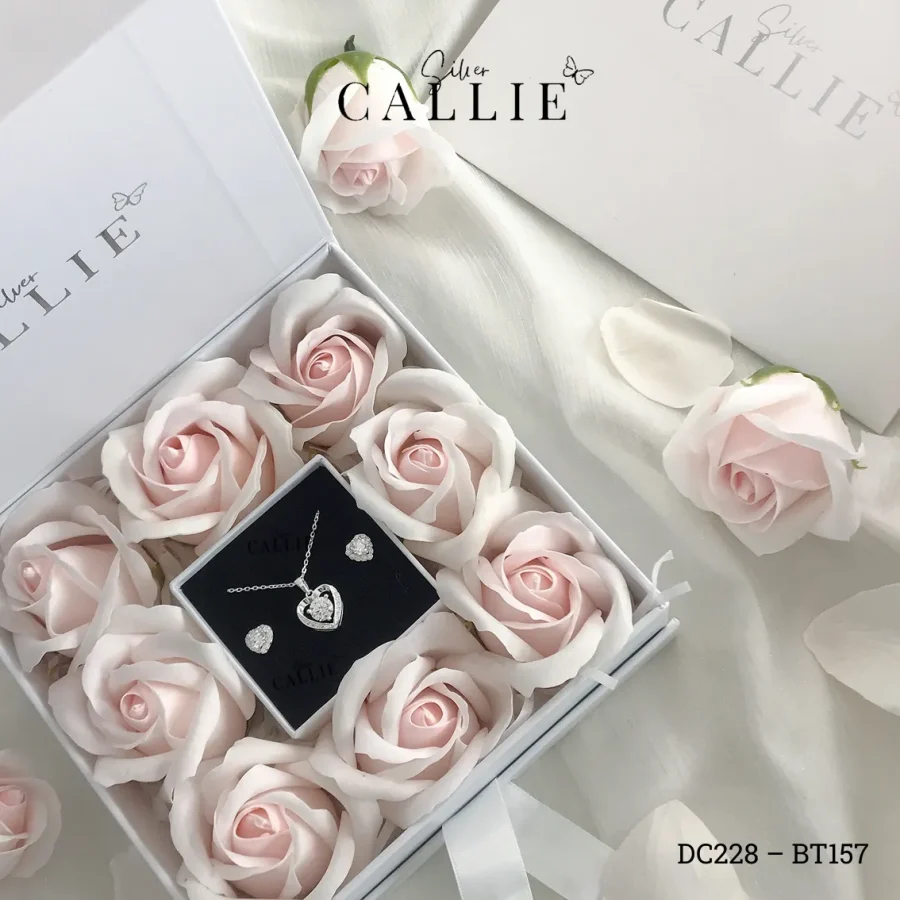Set 16: Bộ Quà Tặng Callie Silver Trái Tim Một Viên Chủ