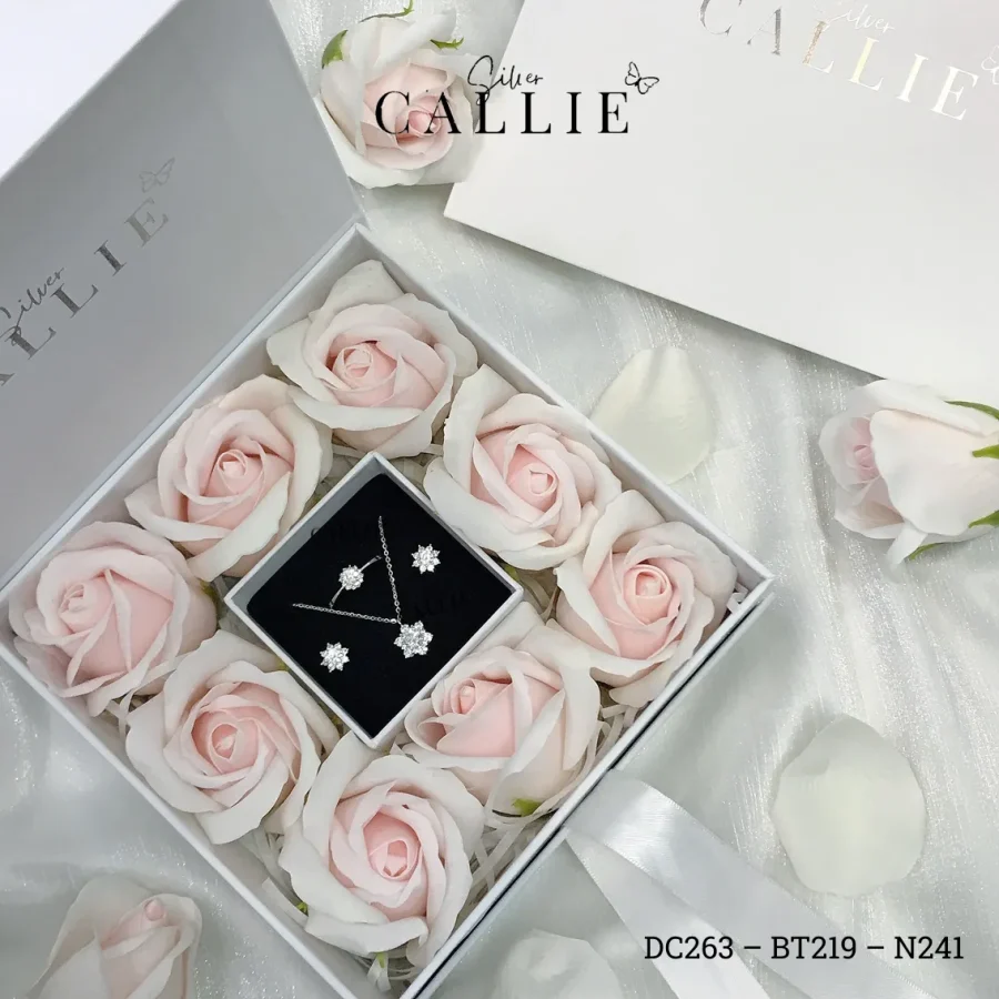 Set 12: Bộ Quà Tặng Thiết Kế Callie Silver Bông Tuyết