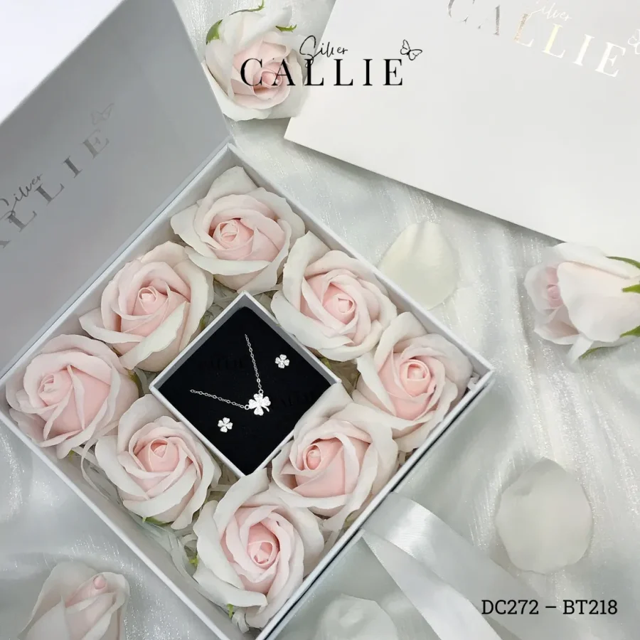 Set 8: Bộ Quà Tặng Trang Sức Bạc Callie Silver Cỏ Bốn Lá