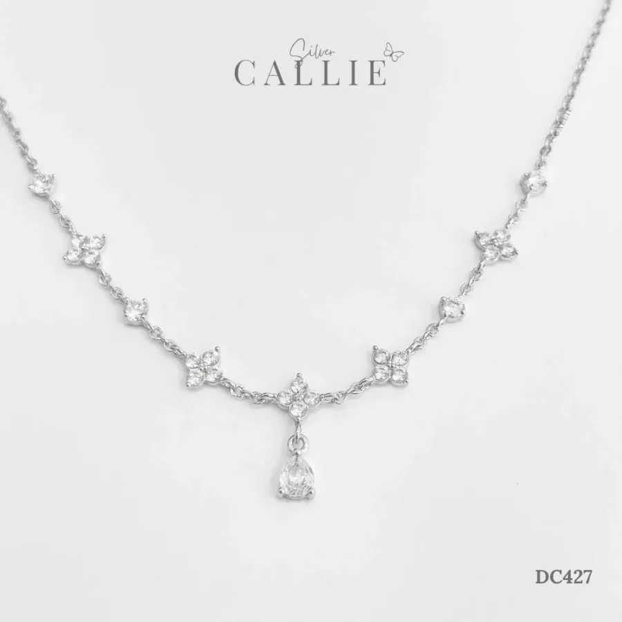DC427 – Dây chuyền bạc thiết kế Callie Silver xi kim cỏ 4 lá xen kẽ charm đá